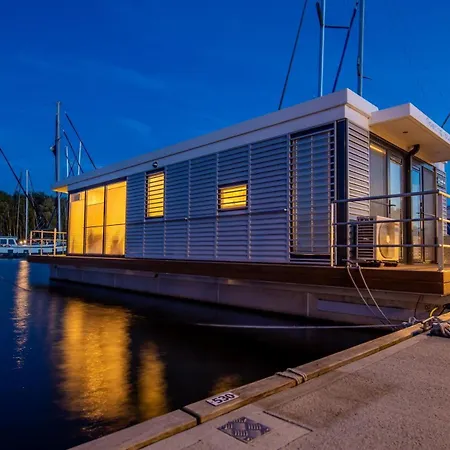 Floatinghouse Traeumerei - Lp3 Сasa de vacaciones Peenemunde